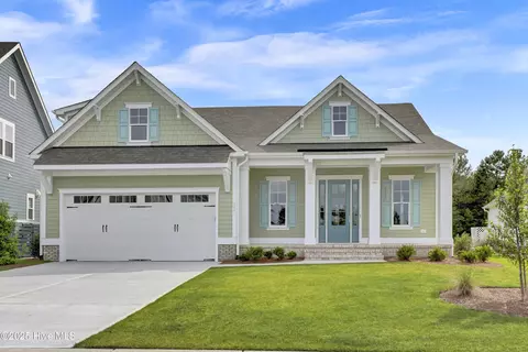468 Summerhouse Dr, Holly Ridge, NC 28445