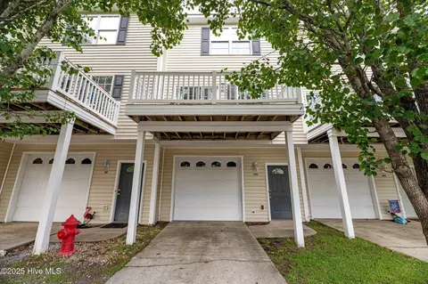 108 Heather Glen Cir, Havelock, NC 28532