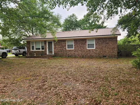 7603 Yvonne Rd, Wilmington, NC 28411