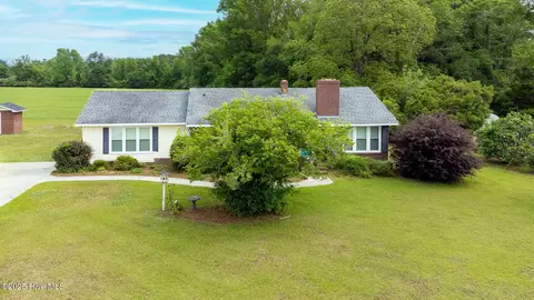 3566 Symrna Rd, Whiteville, NC 28472