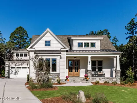 370 Rose Dale Ct, Pinehurst, NC 28374