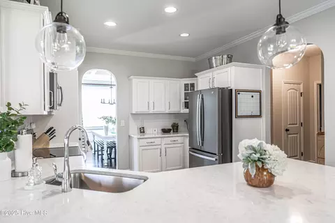 Kitchen - 180 Cashew Loop, Cameron, NC 28326 photo 4 of 7
