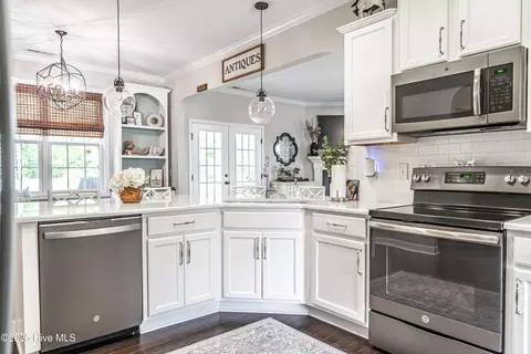 Kitchen - 180 Cashew Loop, Cameron, NC 28326 photo 2 of 7