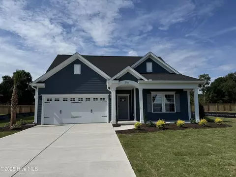 216 Planters Walk, Hampstead, NC 28443