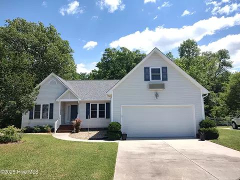 4000 Yarmouth Rd, New Bern, NC 28562