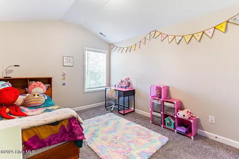 Bedroom - 4130 Irwin Dr, Aberdeen, NC 28315 photo 5 of 7