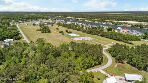 113 Sea Gate Blvd, Newport, NC 28570