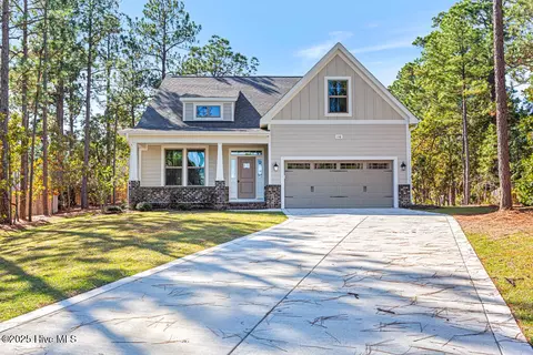 10 Van Buren Ln, Pinehurst, NC 28374