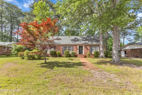 1402 Dogwood Ln NW, Wilson, NC 27896