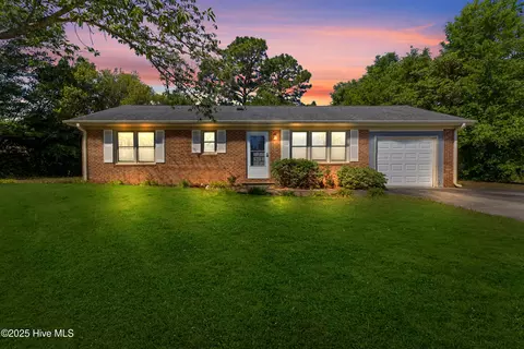 5313 Fielding Dr, Wilmington, NC 28405