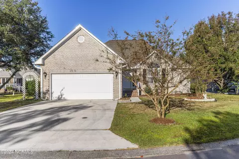 761 Sailor Ct, Kure Beach, NC 28449