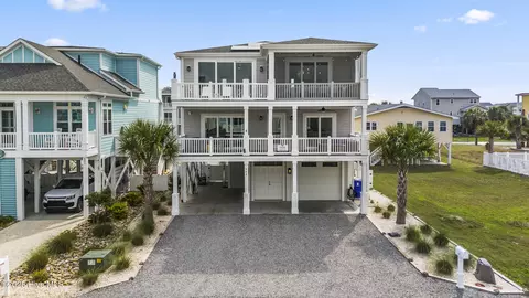 403 17th St, Sunset Beach, NC 28468