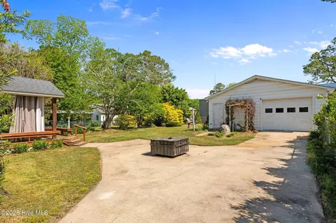 210 E 11th St, Washington, NC 27889 photo 6