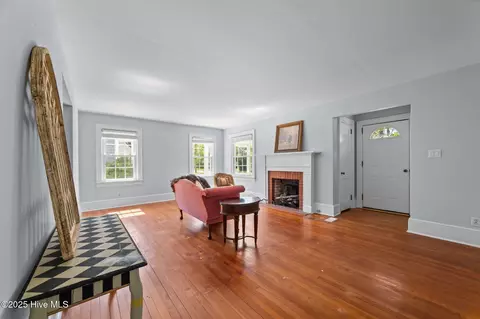 210 E 11th St, Washington, NC 27889 photo 16