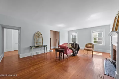 210 E 11th St, Washington, NC 27889 photo 15