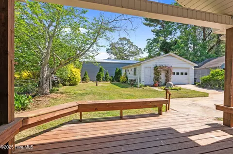 210 E 11th St, Washington, NC 27889 photo 11