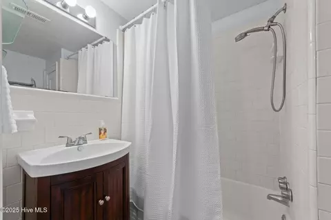 210 E 11th St, Washington, NC 27889 photo 39