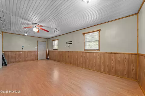 210 E 11th St, Washington, NC 27889 photo 41