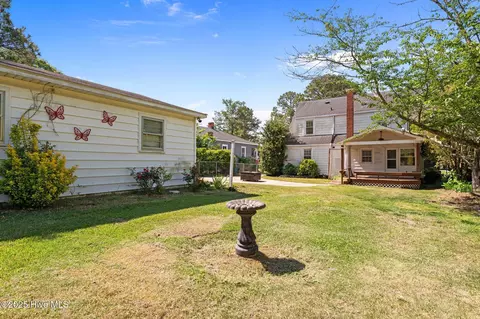 210 E 11th St, Washington, NC 27889 photo 8