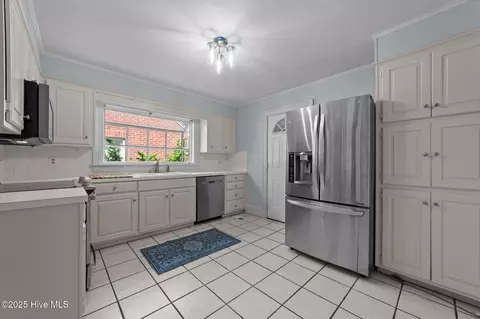 210 E 11th St, Washington, NC 27889 photo 23