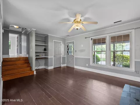 Living - 40 Eagle Rock Ln, Hubert, NC 28539 photo 3 of 6