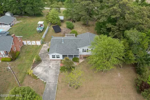 View/Area - 40 Eagle Rock Ln, Hubert, NC 28539 photo 2 of 9