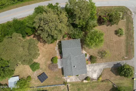 View/Area - 40 Eagle Rock Ln, Hubert, NC 28539 photo 1 of 9