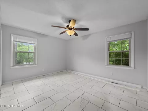 Bedroom - 40 Eagle Rock Ln, Hubert, NC 28539 photo 1 of 7