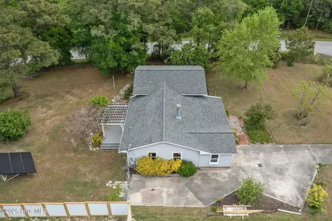 View/Area - 40 Eagle Rock Ln, Hubert, NC 28539 photo 6 of 9