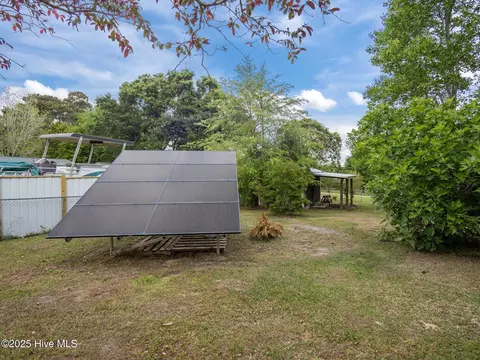 Exterior - 40 Eagle Rock Ln, Hubert, NC 28539 photo 8 of 11