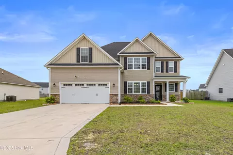 405 Water Wagon Trl, Jacksonville, NC 28546