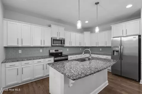 Kitchen - 224 Pristine Ct, West End, NC 27376 photo 1 of 3