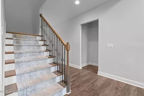 Entry Way - 224 Pristine Ct, West End, NC 27376 photo 5 of 8