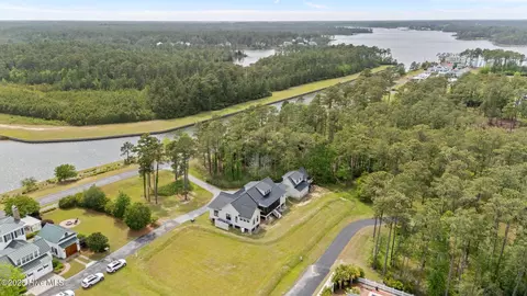 View/Area - 628 E Harborside Rd, Oriental, NC 28571 photo 1 of 9