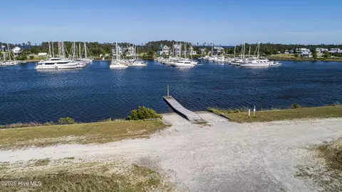 View/Area - 628 E Harborside Rd, Oriental, NC 28571 photo 6 of 9