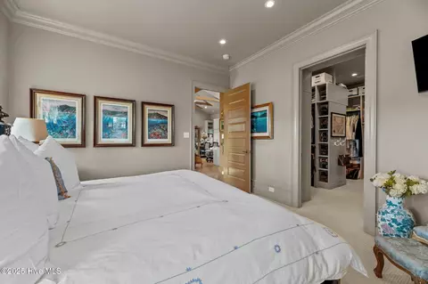Bedroom - 628 E Harborside Rd, Oriental, NC 28571 photo 3 of 9