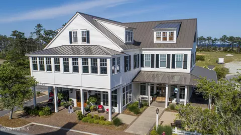 Exterior - 628 E Harborside Rd, Oriental, NC 28571 photo 15 of 15