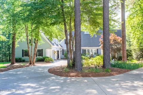 105 N River Cir E, Hertford, NC 27944