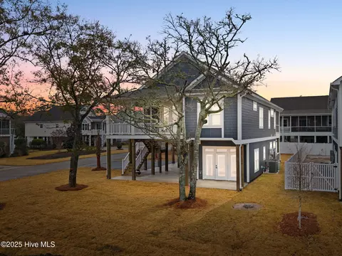 2107 E Yacht Dr, Oak Island, NC 28465