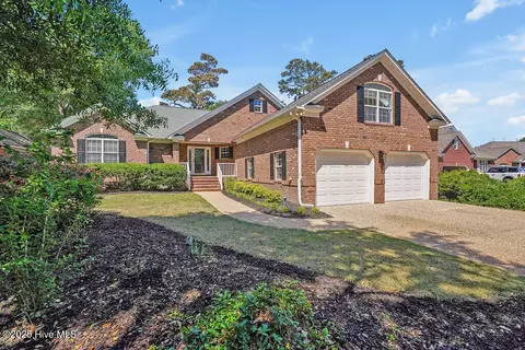 600 Sea Castle Ct, Wilmington, NC 28412
