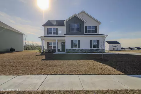 108 Twisted Vine Blvd, Jacksonville, NC 28546