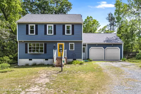 703 Baby Doe Cir, Hampstead, NC 28443