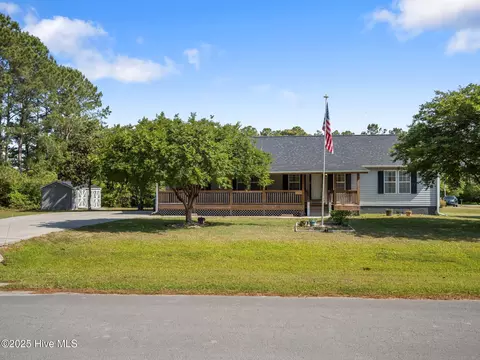 305 Cottontail Run, Newport, NC 28570