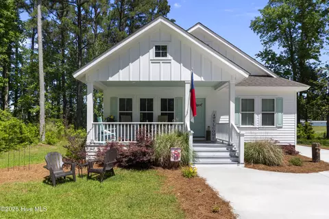 316 Camp Creek Dr, Oriental, NC 28571