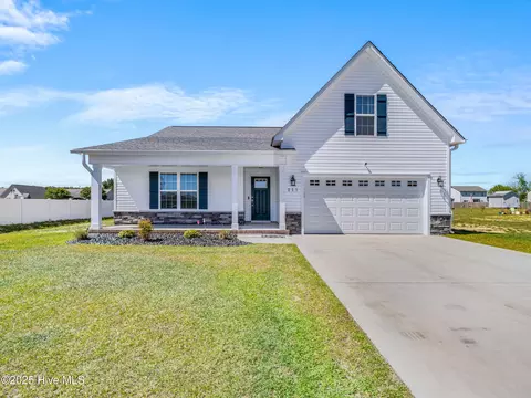 211 Grist Mill Dr, Havelock, NC 28532