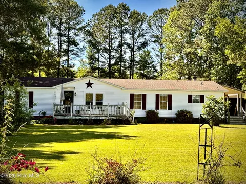 2405 Mill Dr NW, Ash, NC 28420