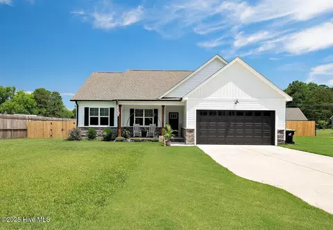 5830 Stott St, Bailey, NC 27807