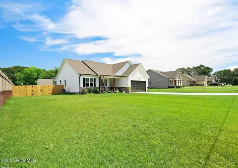 Exterior - 5830 Stott St, Bailey, NC 27807 photo 2 of 3