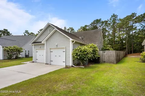 Exterior - 108 Mooney Ct, Hampstead, NC 28443 photo 1 of 10