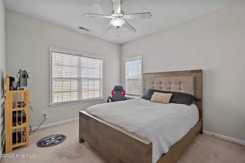Bedroom - 108 Mooney Ct, Hampstead, NC 28443 photo 4 of 8